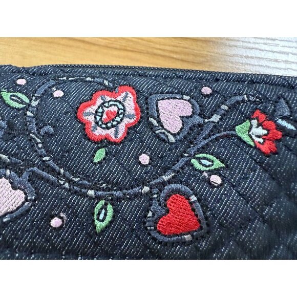 Vera Bradley Iconic RFID Crossbody Wallet - Denim Navy w/Heart Embroidery NWT - Picture 2 of 8